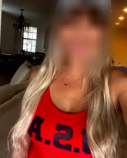 Barbara, 38