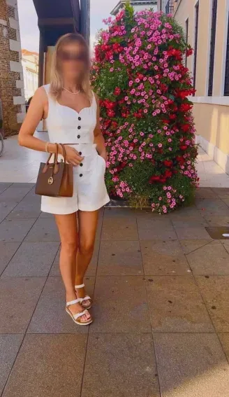 Clara, 38