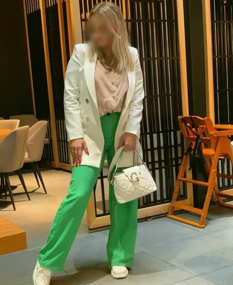 Doris, 38