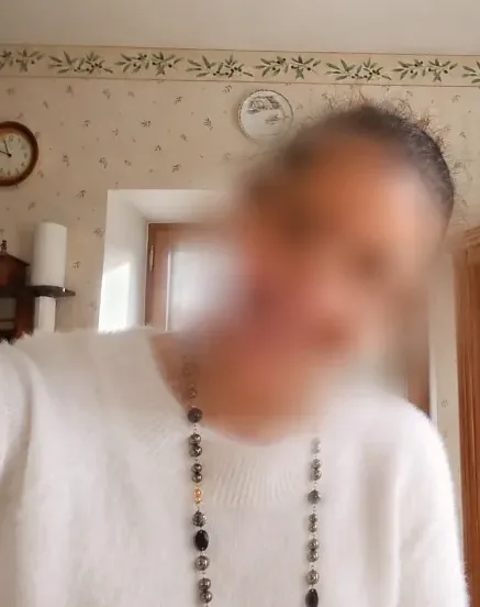 Hanna, 37