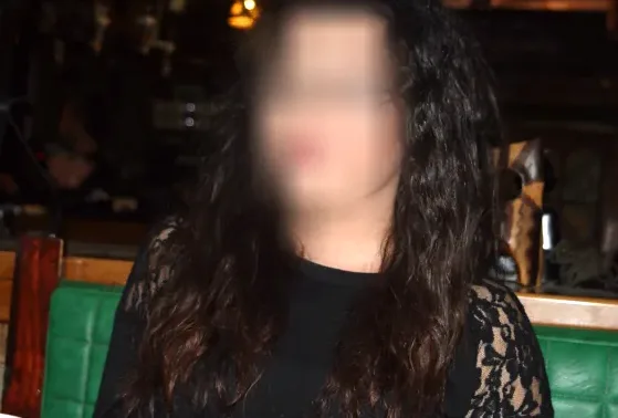 Leonie, 24